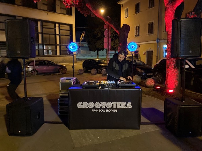 Groovoteka (2)